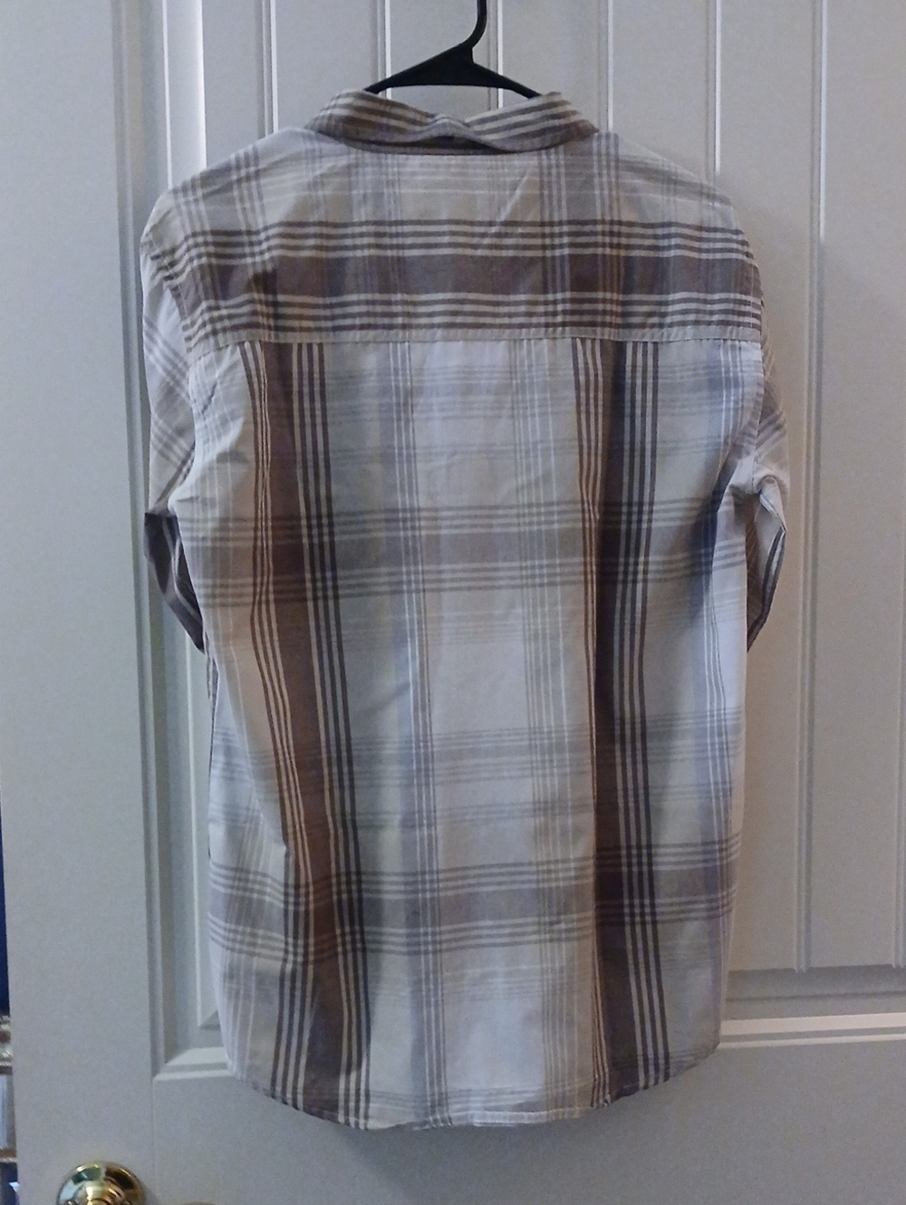 Calvin Klein Brown and Beige Plaid Long-Sleeve Button-Down Shirt - Picture 4 of 4